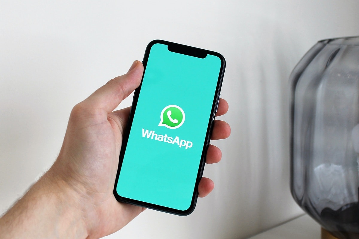 1707115906 Whatsapp Passkey Support For Ios Spotted In Development To Work.jpg