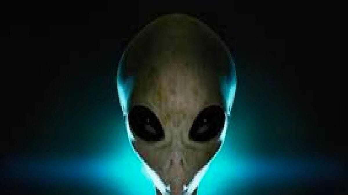 1707154838 Us Army Pilot Claims He Spent Three Months With Alien.jpg