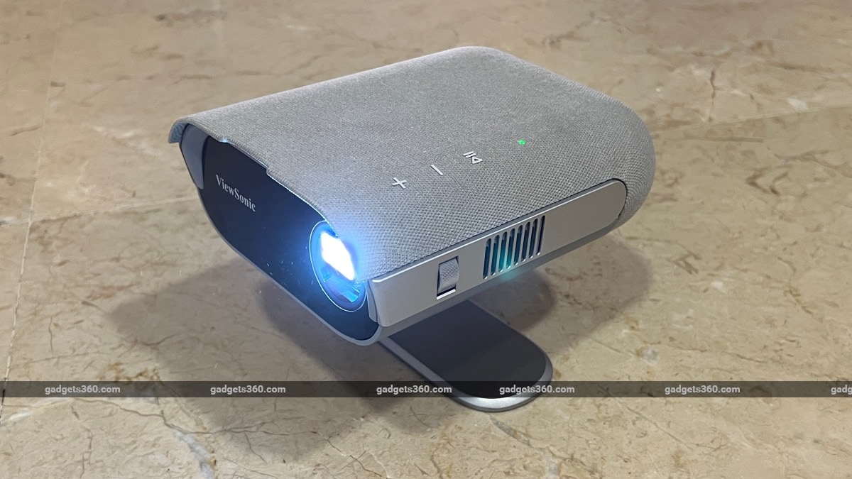 1707724876 Viewsonic M1 Pro Portable Projector Review Multipurpose Champ.jpg