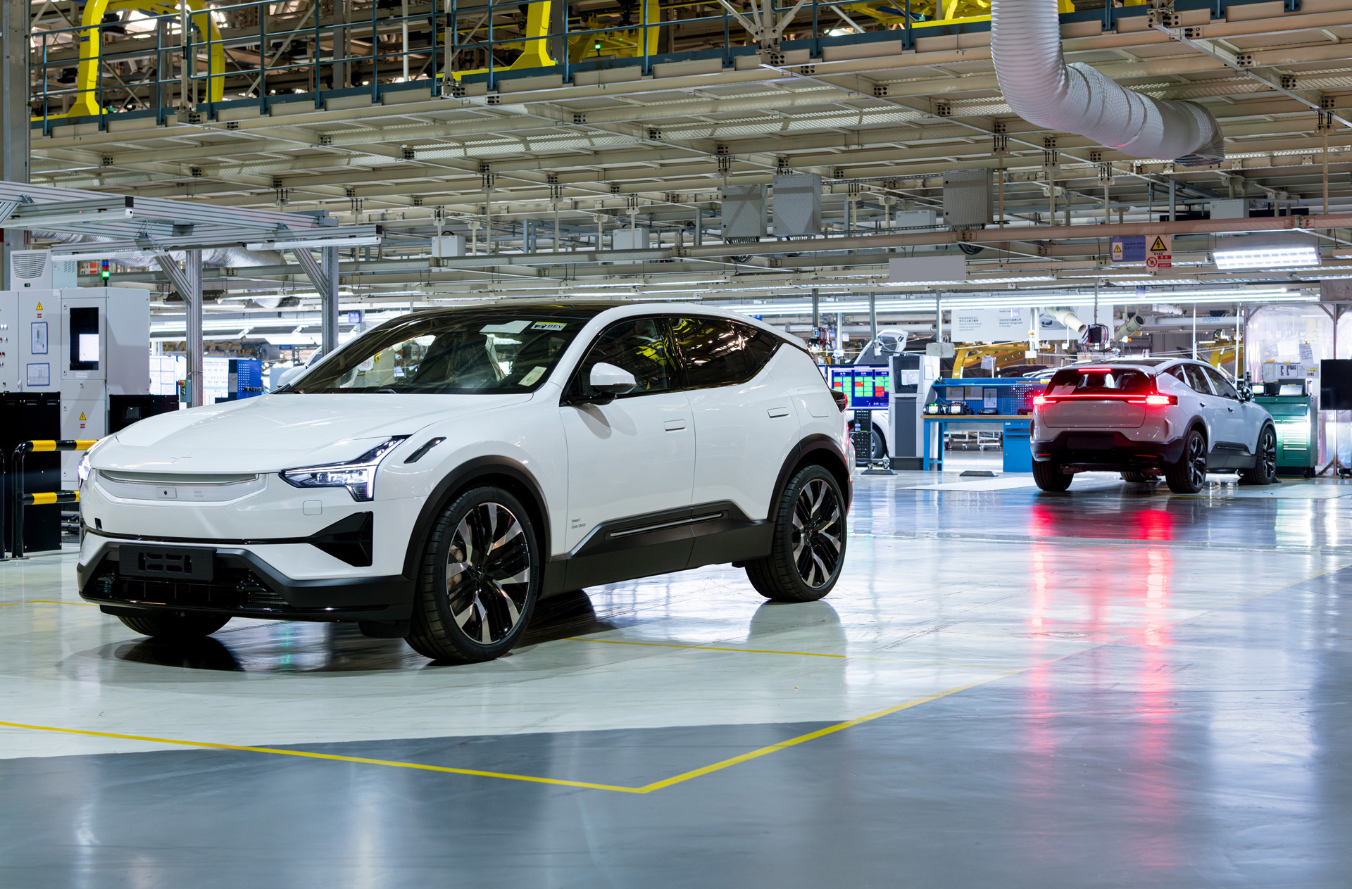 1709114956 Polestar 3 Electric Suv Enters Production.jpg