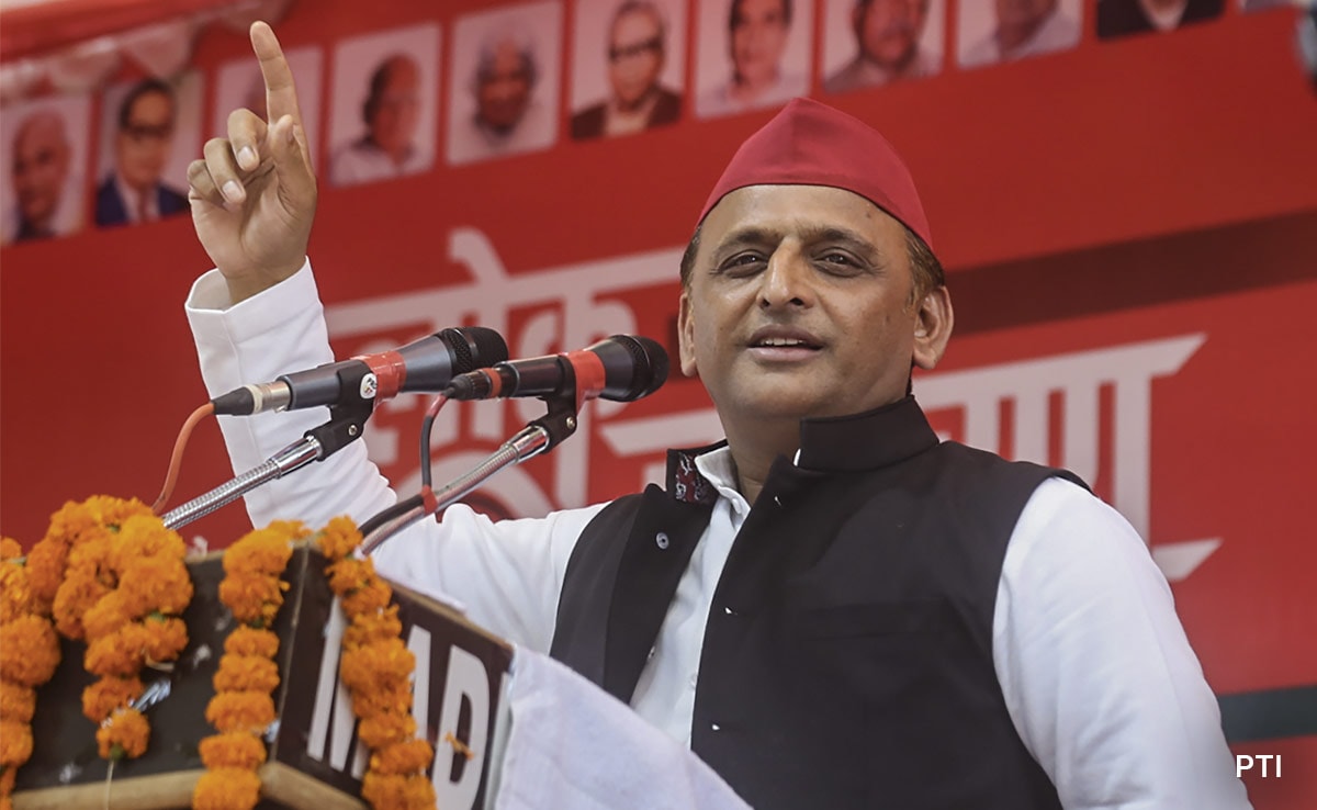 Akhilesh Yadav Gets A Dinner Surprise Amid Cross Voting Buzz In.jpg