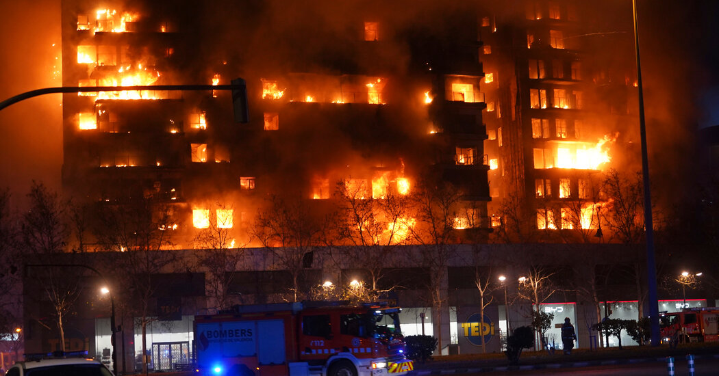 At Least 4 Die As Fire Engulfs High Rise Complex In.jpg