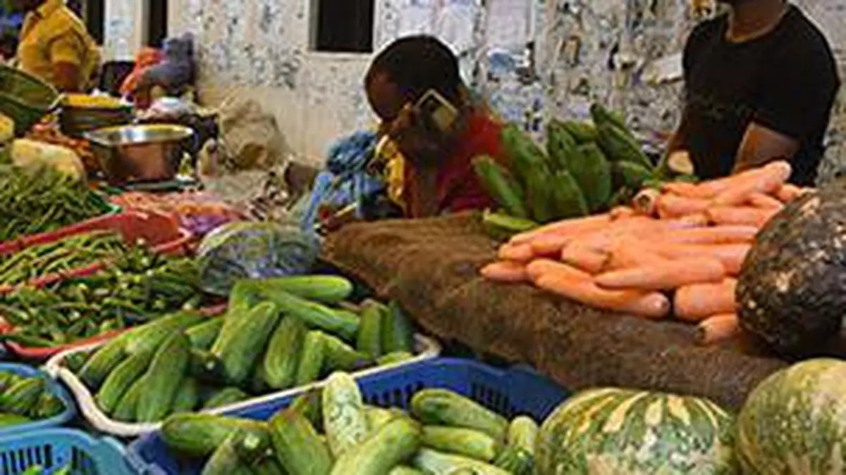 Retail Inflation Likely To Be Above 5 For January.jpg