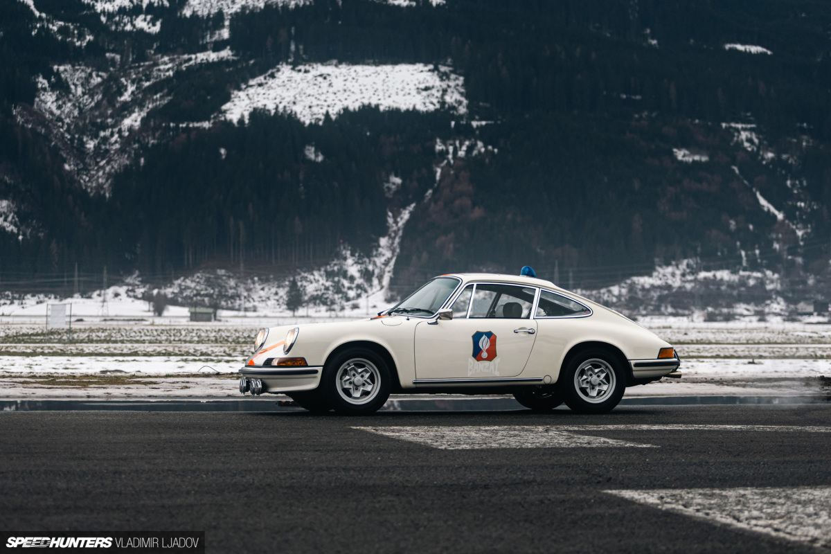 porsche-911-police-Rijkswacht-banzai-by-wheelsbywovka-4