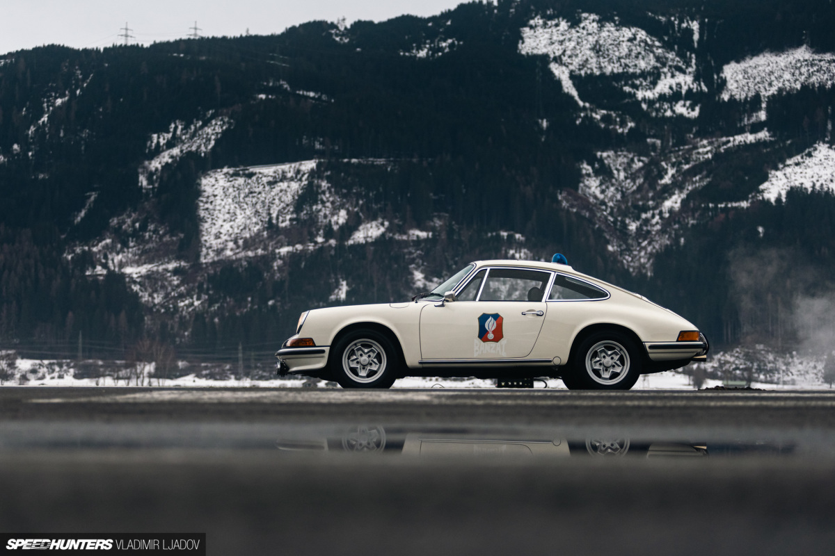 porsche-911-police-Rijkswacht-banzai-by-wheelsbywovka-3