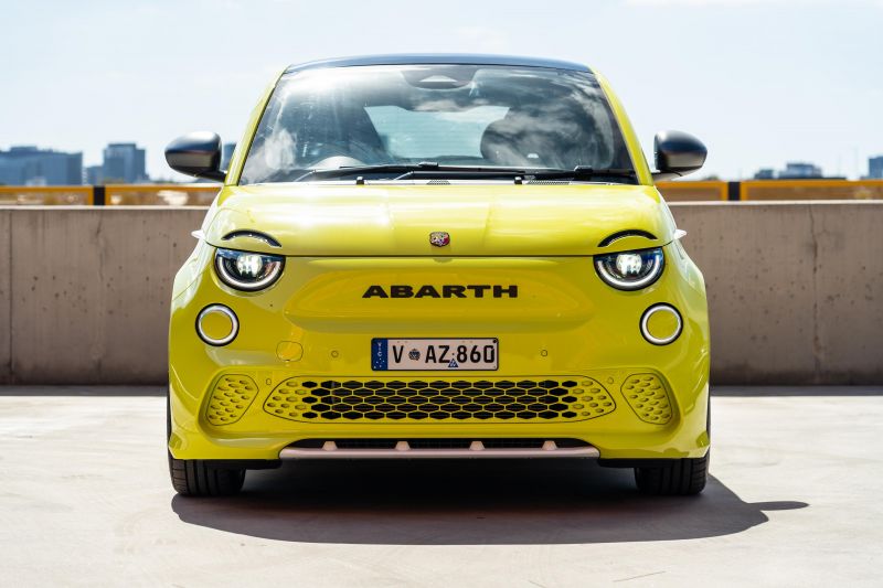 2024 Abarth 500e