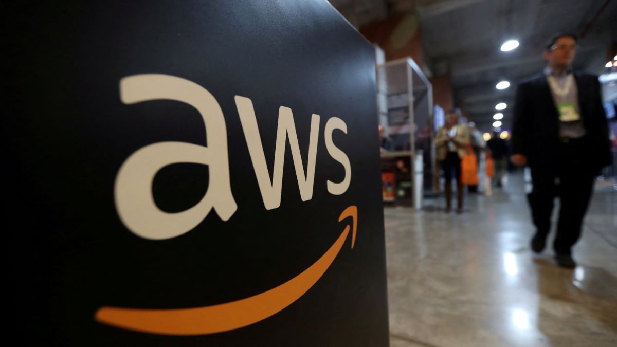 Amazon Q Chatbot Announced For Aws Customers Comes Loaded With.jpg