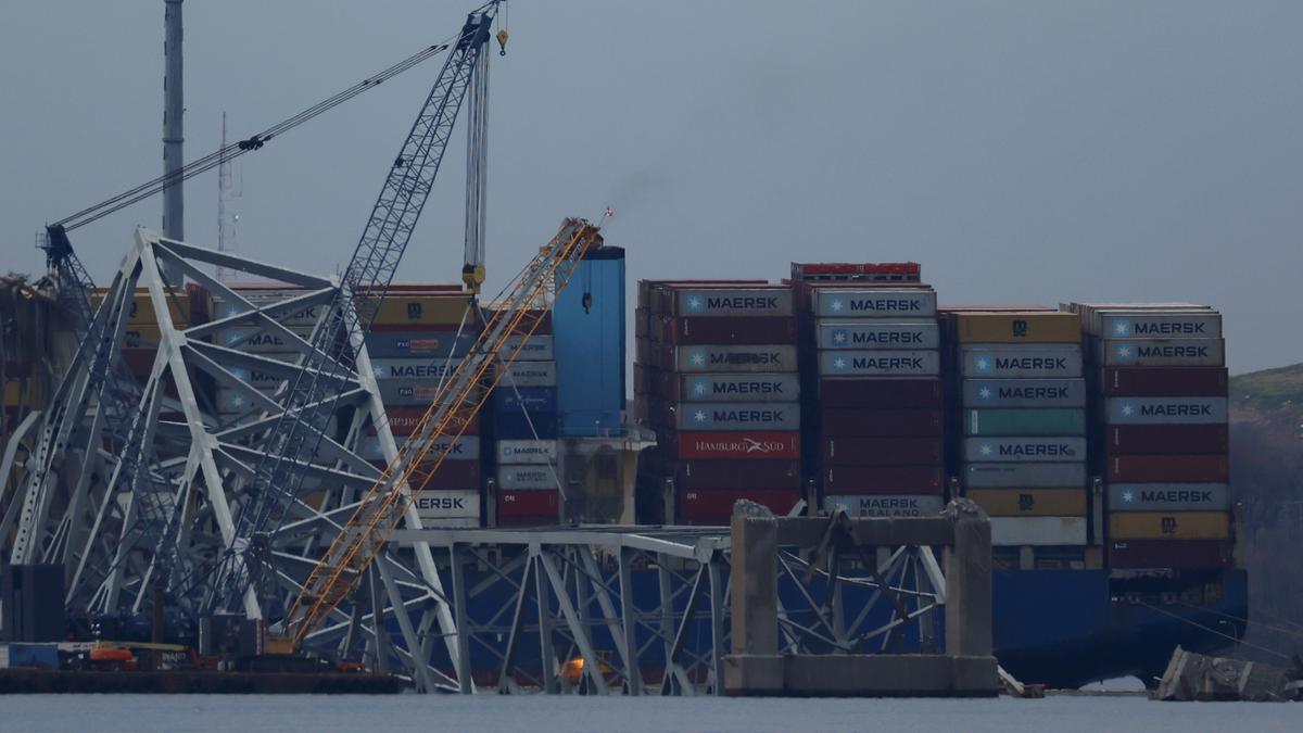 Baltimore Bridge Collapse Crews Carefully Start Removing First Piece.jpg