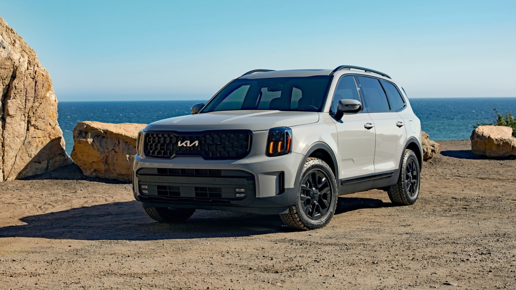 Kia Telluride Recall Involves 427000 Suvs Over Rollaway Risk.jpg