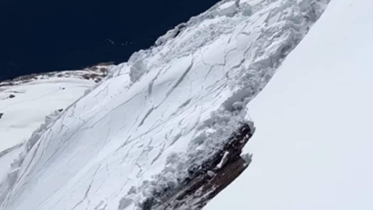 1712251447 This Is One Of The Scariest Avalanche Videos We Have.jpg