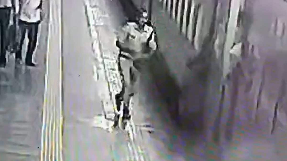 1713278117 Watch Rpf Officers Quick Action Saves Man From Slipping Under.jpg