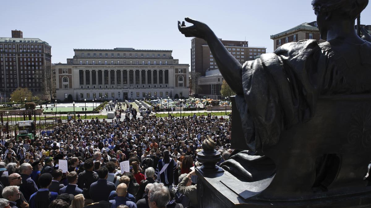 1713874683 After Mass Arrests At Columbia University Pro Palestinian Protests Sweep Us.jpg