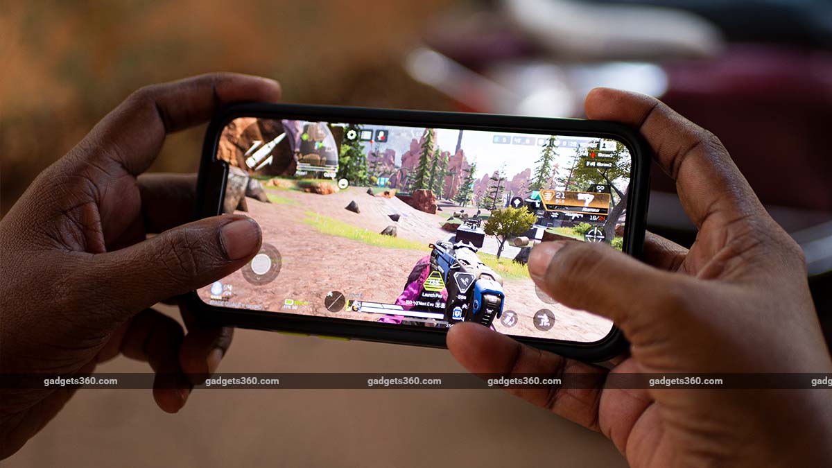 apex legends mobile gameplay controls gadgets360 Apex Legends Mobile