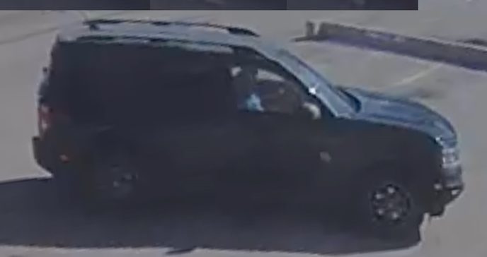 Edmonton Police Look For Driver Of Ford Bronco Involved In.jpg