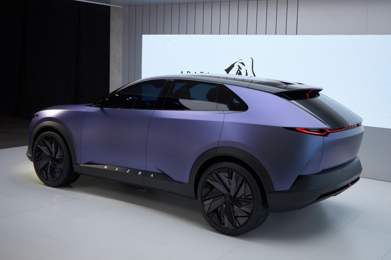 Mazda Arata concept previews second Chinese EV