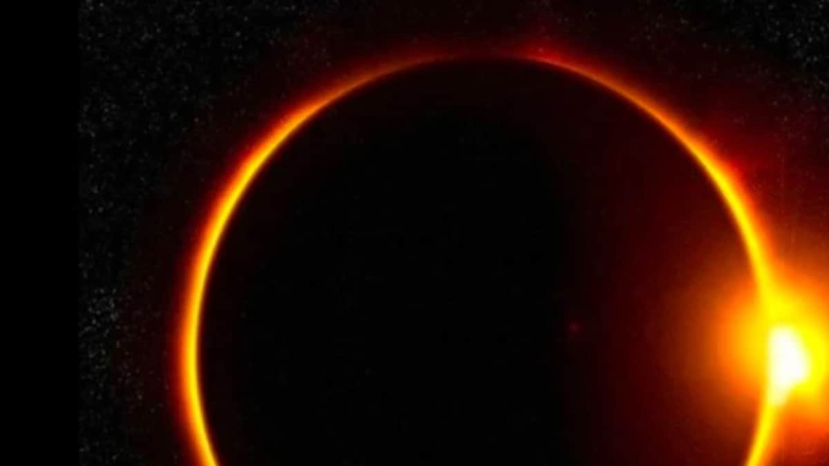 Wondering How Solar Eclipse Looks From Space Nasa Drops A.png